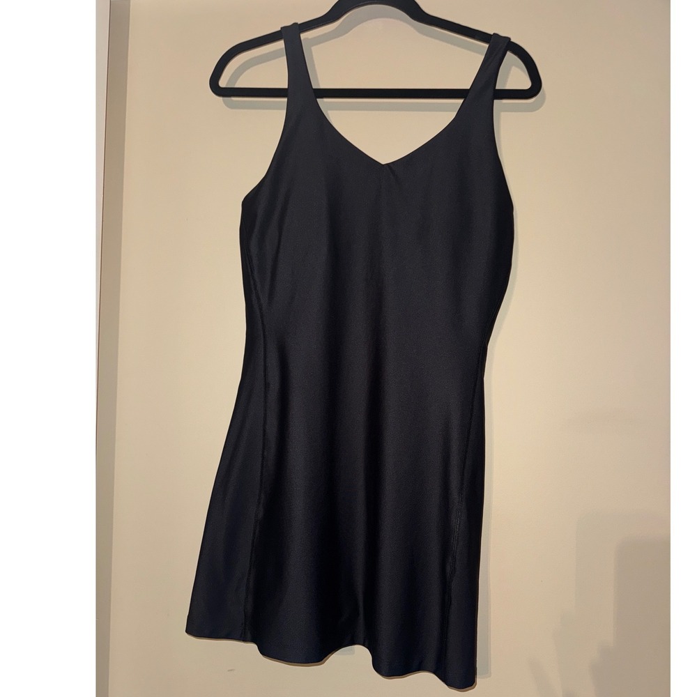 Old Navy Active PowerSoft Go-Dry Exercise Dress Black Medium Built-in Shorts
